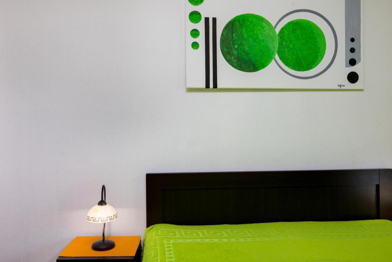 Apartman Volaric Apartment คิร์ก ภายนอก รูปภาพ