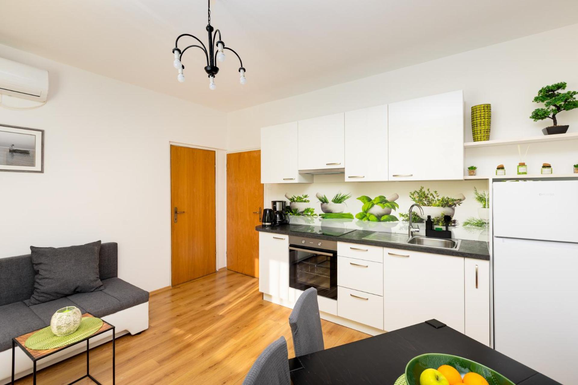 Apartman Volaric Apartment คิร์ก ภายนอก รูปภาพ